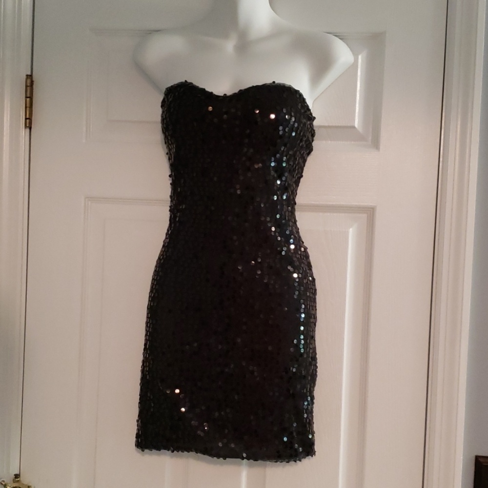 Black sequins mini dress